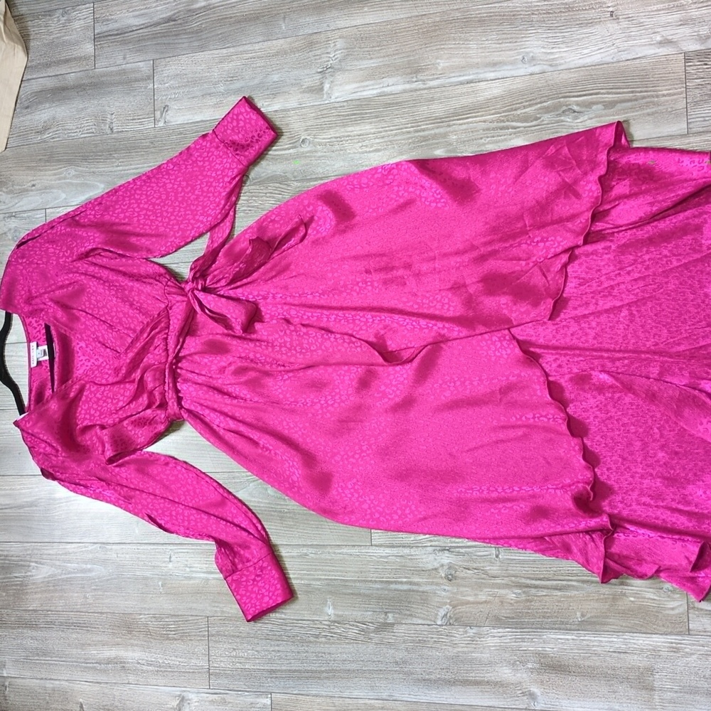 Kate and  Lily Pink Leopard Print Wrap Maxi Dress Size 4 NWOT